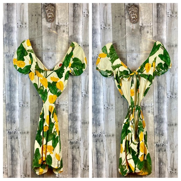FARM Rio Cut Out Tie Back Romper In Botanical Motif Size Extra Small. - Picture 12 of 15